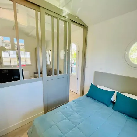 Refait A Neuf, 21m², 3 Pers., Jardin Privatif, Et Commerces A Proximite, Parking Inclus - Fr-1-433-94 Apartment